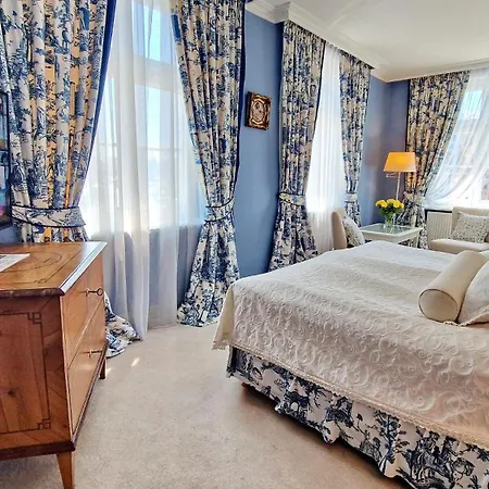 Podewils Old Town Hotell 5*