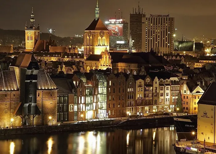 Hotel Podewils Old Town 5*