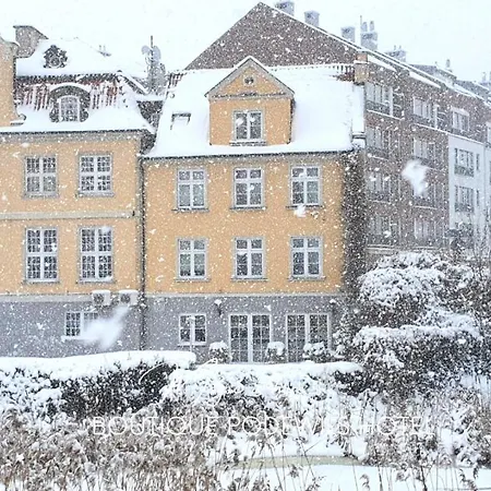 Hotel Podewils Old Town