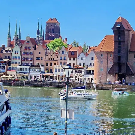 Podewils Old Town 호텔