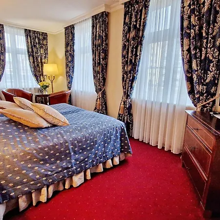 Podewils Old Town 5*