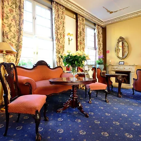 Podewils Old Town Hotel 5*