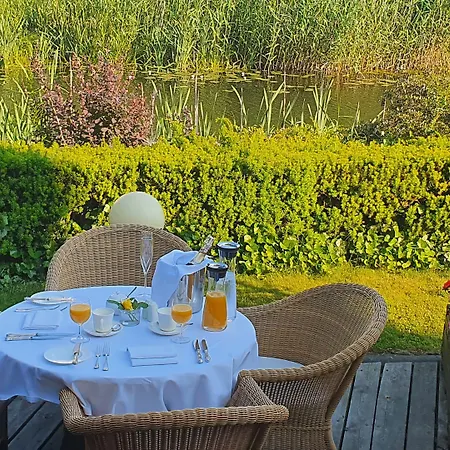 Hotel Podewils Old Town