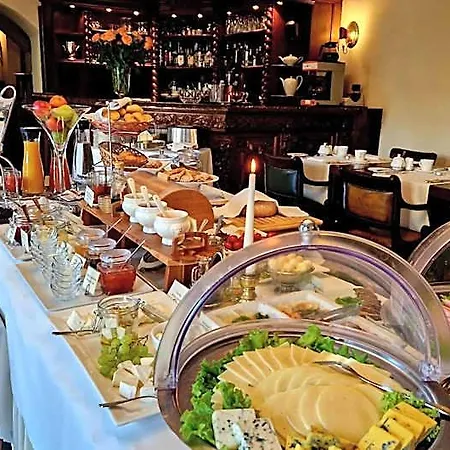 Hotel Podewils Old Town 5*