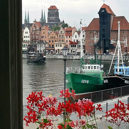 Hotel Podewils Old Town 5*