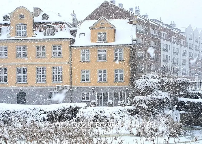 Hotel Podewils Old Town