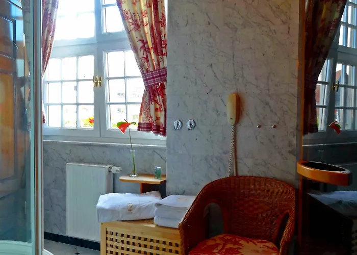 Hotell Podewils Old Town 5*