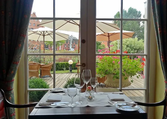 Ξενοδοχείο Podewils Old Town 5*