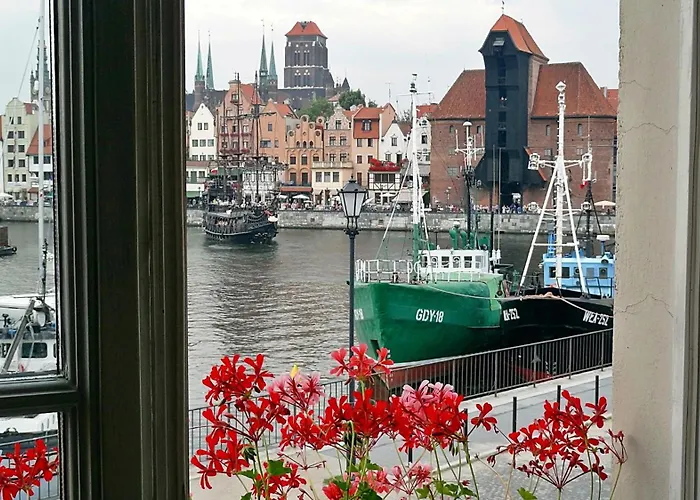 Hotel Podewils Old Town 5*